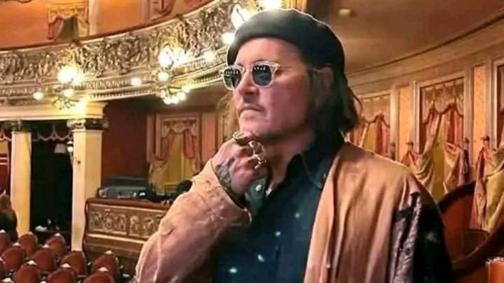 Johnny Depp torna protagonista con Day Drinker: servito da Rai Cinema